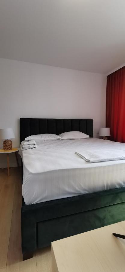 Hypnotique Hotell Năvodari Exteriör bild