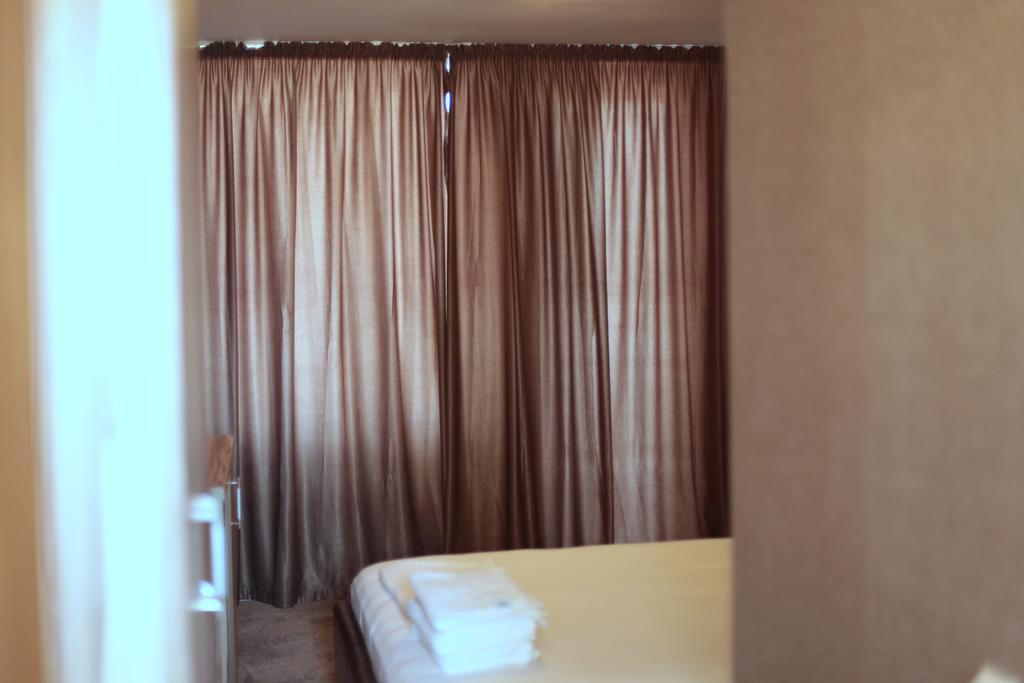 Hypnotique Hotell Năvodari Exteriör bild